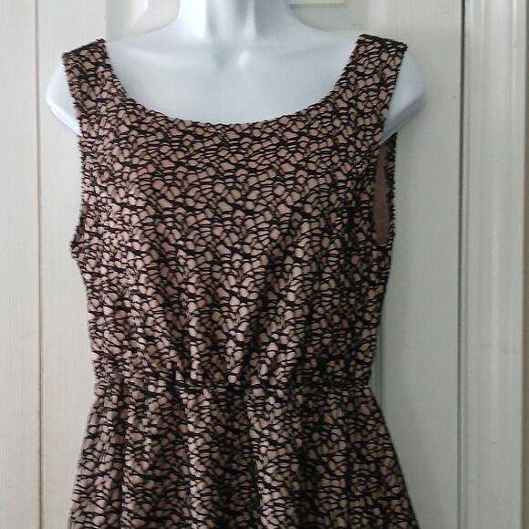 Live to be Spoiled black tan sleeveless bow accent dress Sz XL NWOT - Picture 3 of 8
